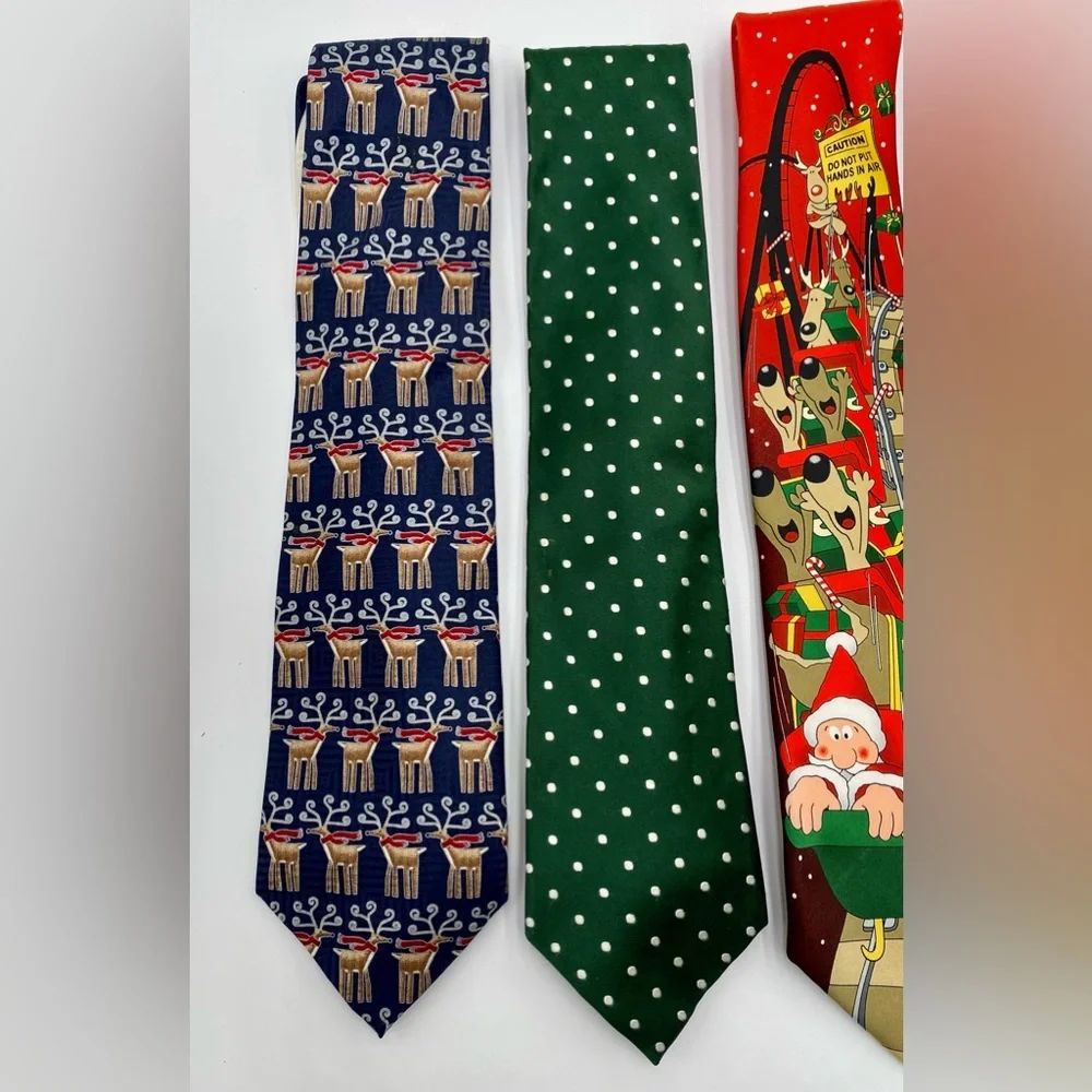 6 Men‎ Christmas Holiday Ties Reindeer, Santa Gingerbread men